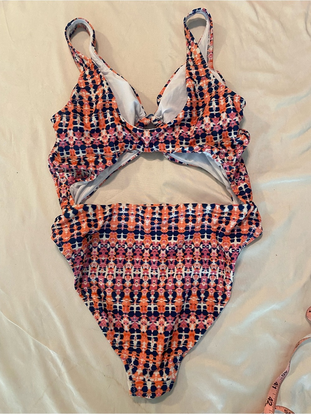 Jessica Simpson Cutout One-Piece Swimsuit - Size M - Geometric Pattern - Picture 6 of 12